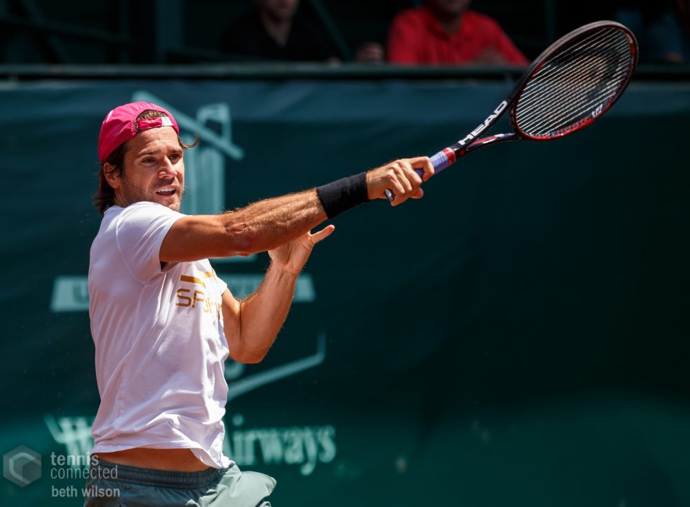 Haas Upsets Federer in Stuttgart; Alexander Zverev Advances at Ricoh Open