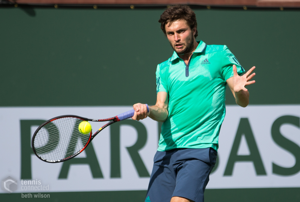 Donaldson Advances in Atlanta; Simon Moves on in Hamburg; Istomin Wins in Gstaad