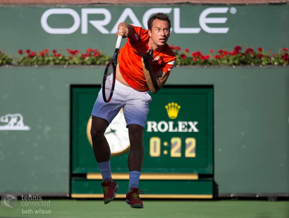 Kohlschreiber Reaches Hamburg Semifinal; Isner Advances in Atlanta; Goffin Upset in Gstaad