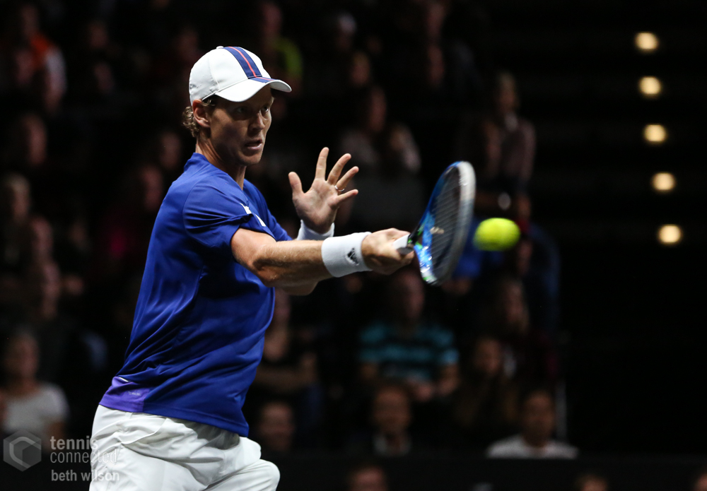 Zverev, Berdych Advance in Rotterdam; Bellucci Wins in Argentina