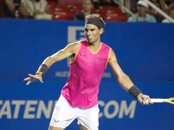 Federer Reaches Dubai Quarterfinals; Kyrgios Upsets Nadal in Acapulco; Auger-Aliassime Wins in Sao Paulo