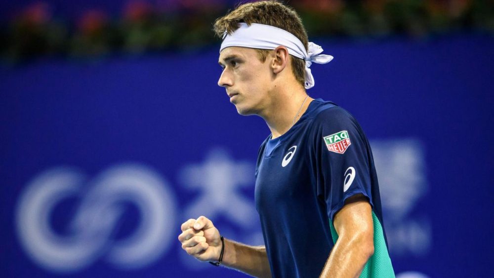 Carreno Busta Wins Chengdu Title; de Minaur Captures Zhuhai Crown