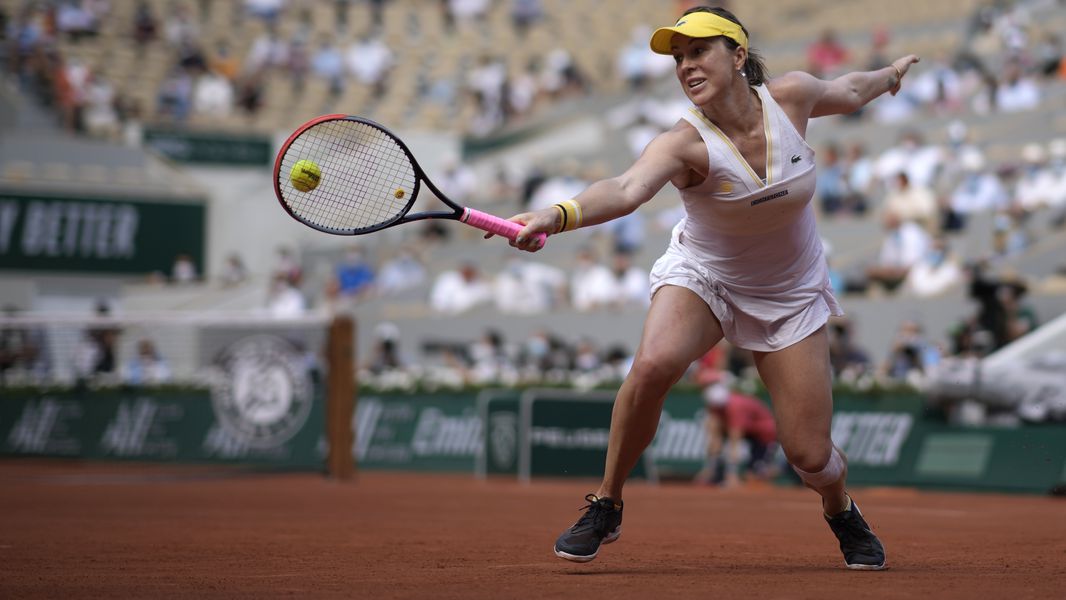 Tsitsipas, Zverev, Pavlyuchenkova and Zidansek Reach French Open Semifinals