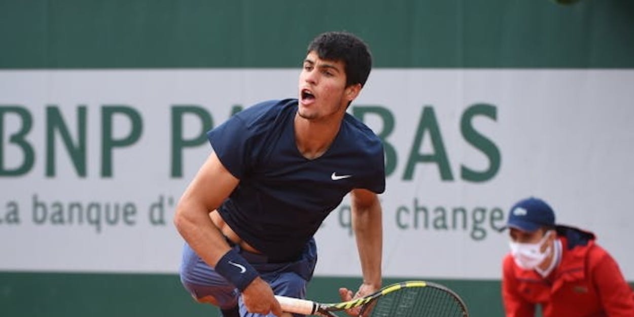 Delbonis Advances in Gstaad; Alcaraz Wins in Umag