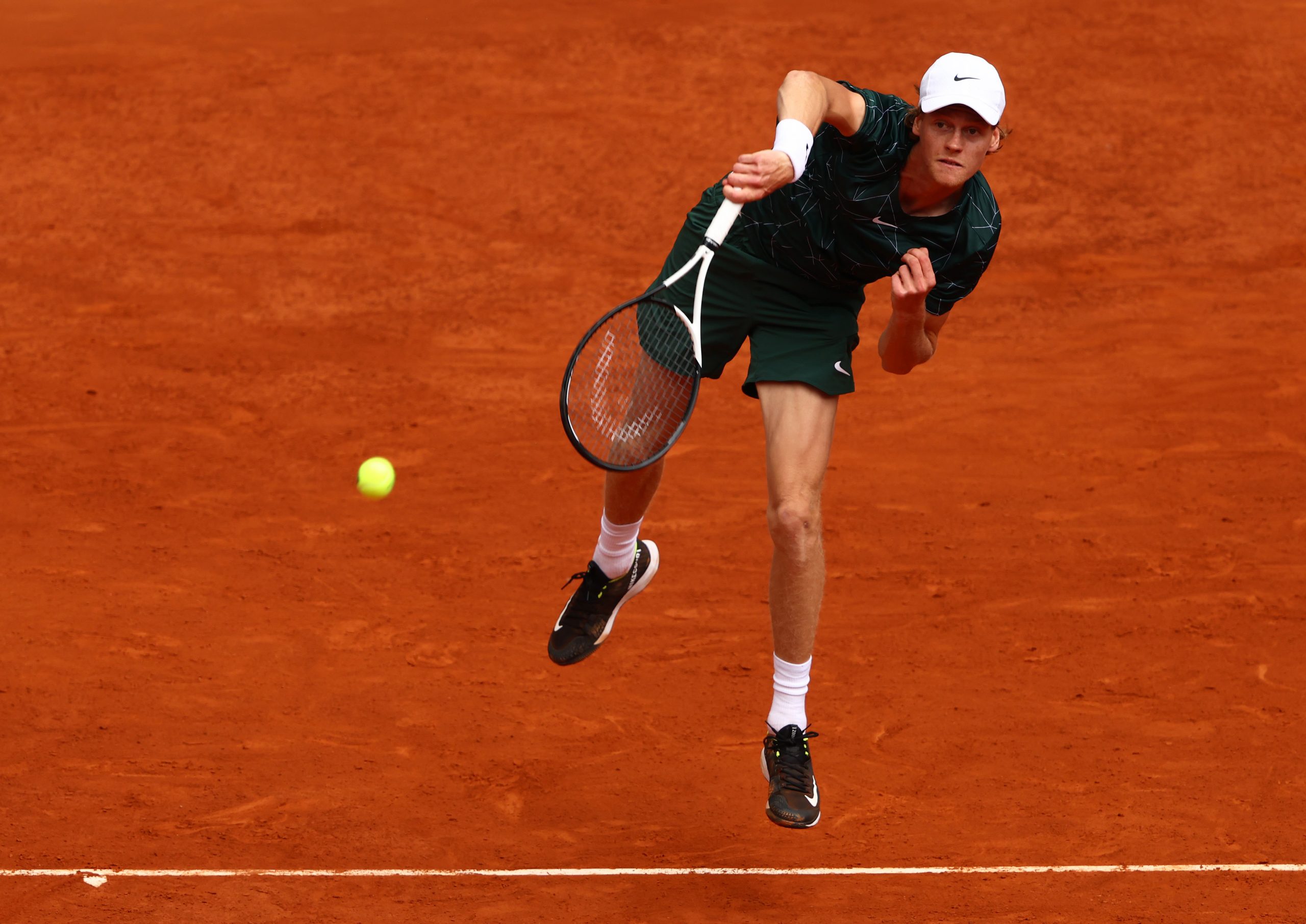 Murray, Norrie, Sinner and Schwartzman Reach Madrid Open Second Round