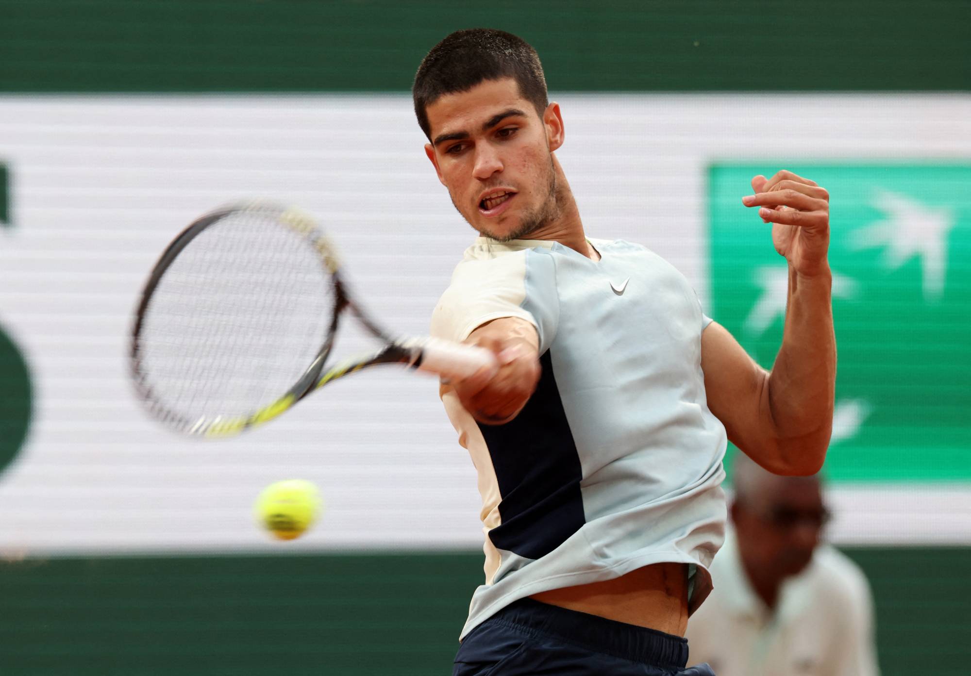Djokovic, Nadal, Zverev and Alcaraz Reach French Open Third Round; Fritz Ousted