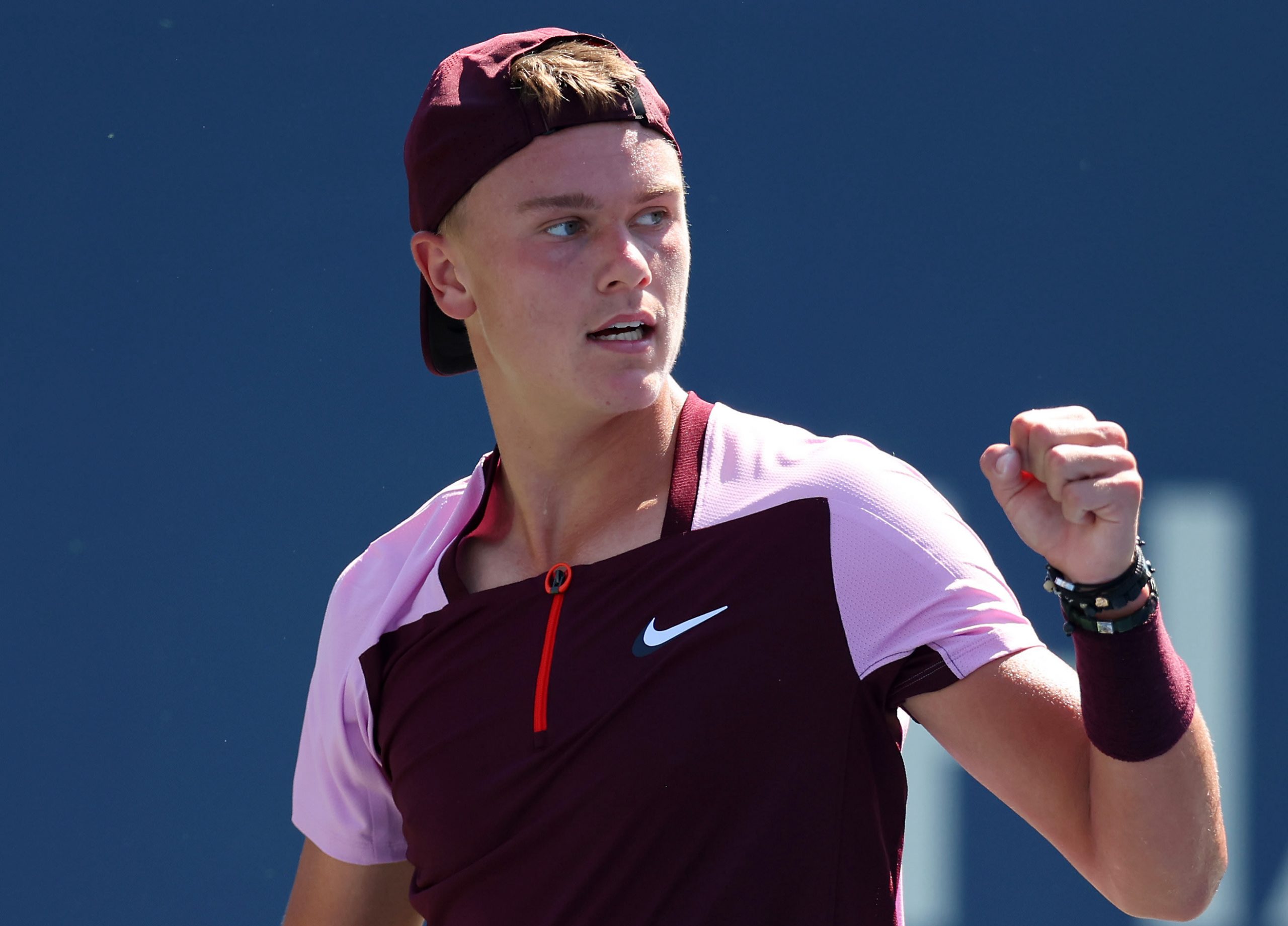 Van de Zandschulp Advances in Tel Aviv; Nishioka Wins in Seoul; Rune Moves on in Sofia