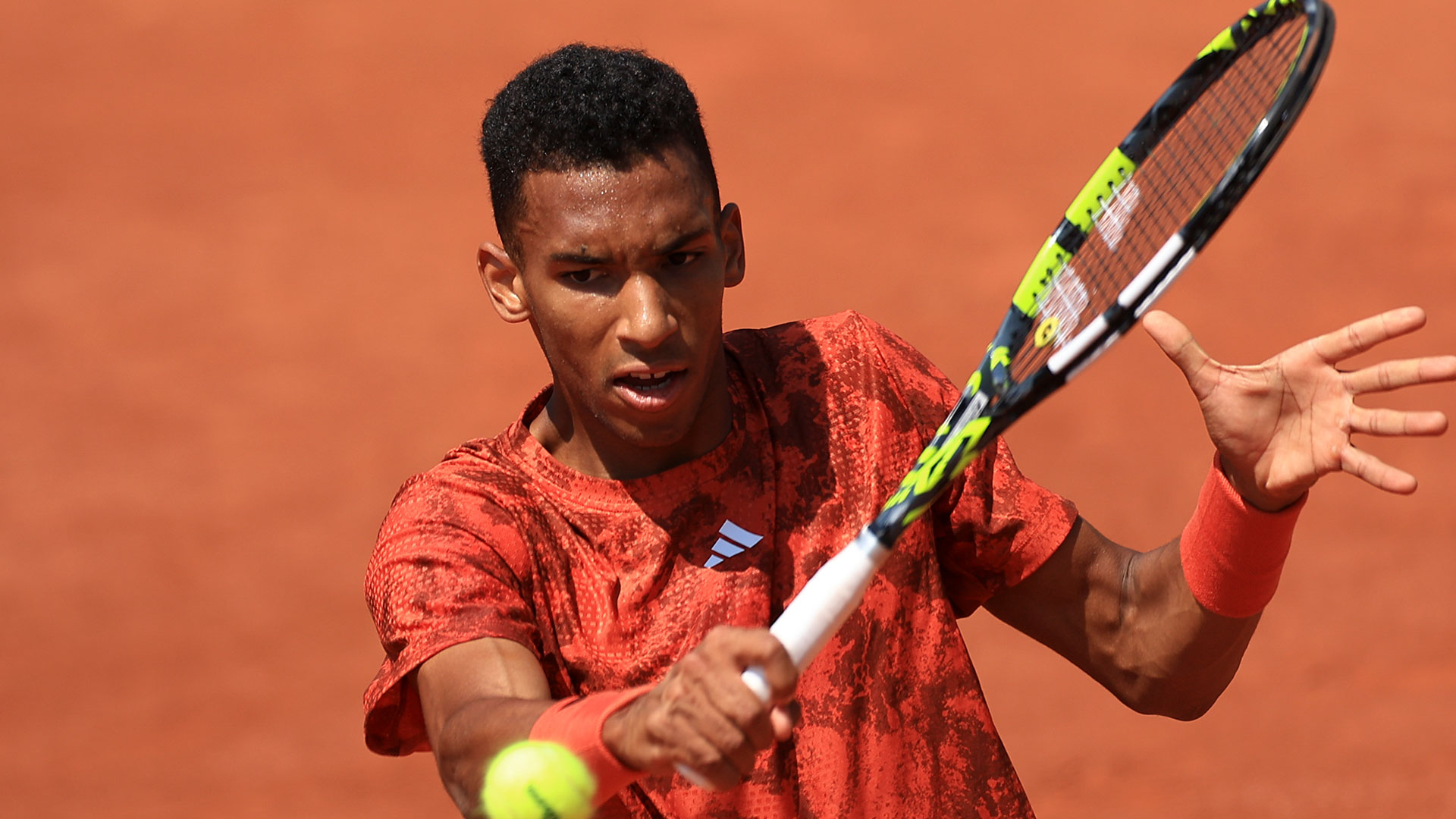 Alcaraz, Djokovic, Stephens and Norrie Reach French Open Second Round; Auger-Aliassime Ousted