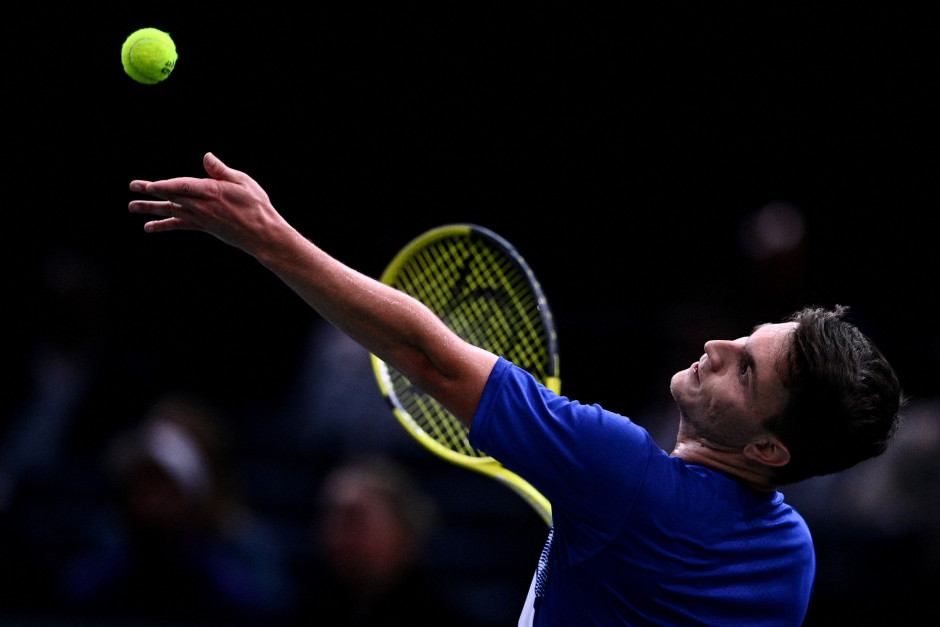 Michelsen Races into Newport Semifinals; Ruud Reaches Bastad Semifinals; Kecmanovic Advances in Gstaad