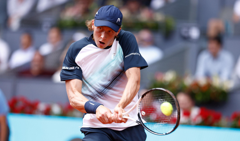 Ruusuvuori Advances in Washington; Isner Moves on in Los Cabos; Ramos Vinolas Wins in Kitzbuhel