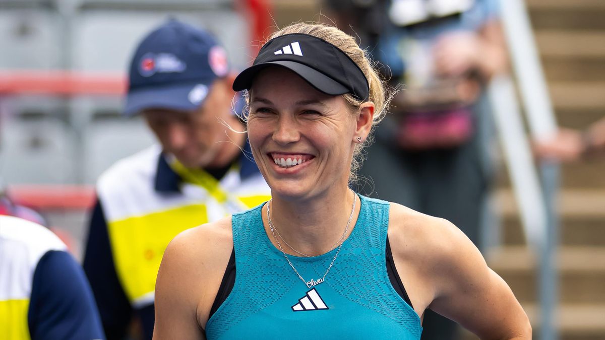 Zverev, Korda and Murray Win in Toronto; Wozniacki, Fernandez Advance in Montreal