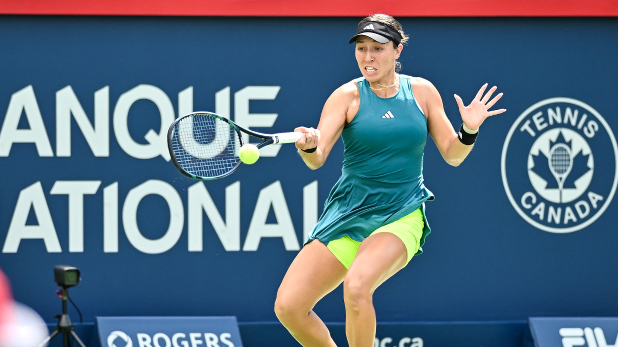 Pegula Ousts Swiatek to Reach Montreal Final; De Minaur Advances to Toronto Final