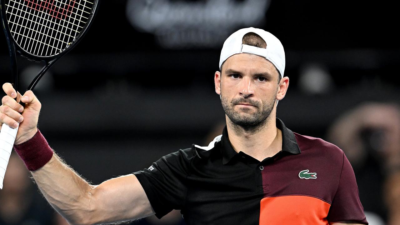 Rune, Dimitrov Advance at Brisbane International; Shang Wins in Hong Kong